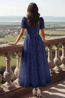 Laden Sie das Bild in den Galerie-Viewer, Weiß Spitze Eckiger Ausschnitt Langes Brautkleid mit Ärmeln