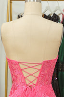 Laden Sie das Bild in den Galerie-Viewer, Rosafarbenes enges kurzes Cocktailkleid mit Applikationen