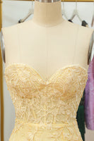 Laden Sie das Bild in den Galerie-Viewer, Rosafarbenes enges kurzes Cocktailkleid mit Applikationen