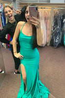 Laden Sie das Bild in den Galerie-Viewer, Grünes Meerjungfrau Rückenfreies Ballkleid mit Schlitz