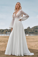 Laden Sie das Bild in den Galerie-Viewer, Lange Ärmel Elfenbein A-Linien Brautkleid mit Spitze