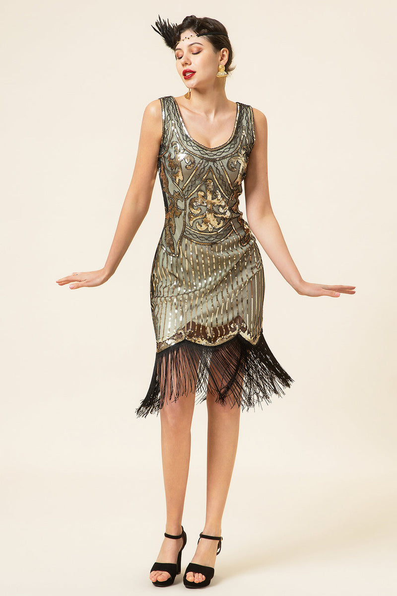 Laden Sie das Bild in den Galerie-Viewer, Goldfarbenes Fransen-Pailletten-Flapper-Kleid aus den 1920er Jahren