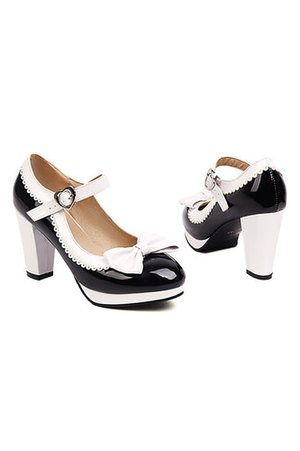 Schwarze spitze Zehen Verstellbarer Riemen Vintage Schuhe