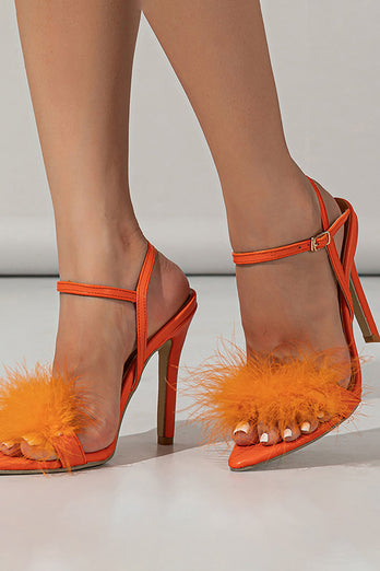 Orangefarbene Stiletto-Sandalen mit offener Zehenpartie