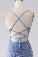 Laden Sie das Bild in den Galerie-Viewer, Graublaues Meerjungfrauen Spaghettiträger Ballkleid mit perlenbesetztem Rücken und Applikationen