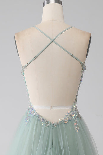 Hellgrünes Ballkleid in A-Linie mit Perlen und Schlitz