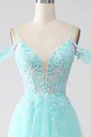 Laden Sie das Bild in den Galerie-Viewer, Hellgrünes Kleid mit Pailletten für den Abschlussball