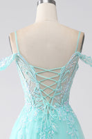 Laden Sie das Bild in den Galerie-Viewer, Hellgrünes Kleid mit Pailletten für den Abschlussball