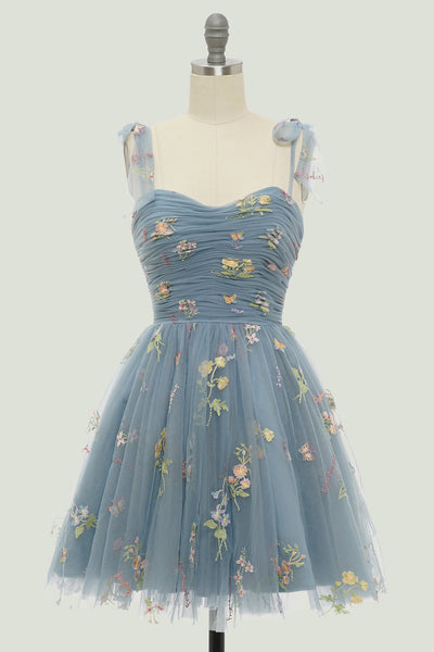 Graublau Kurzes A Linie Abendkleid mit Stickerei