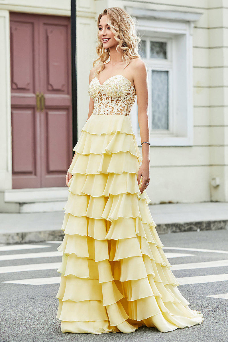 Laden Sie das Bild in den Galerie-Viewer, Wunderschönes A-Linien-Sweetheart-Korsett Fliederfarbenes Ballkleid mit Applikationen und Rüschen