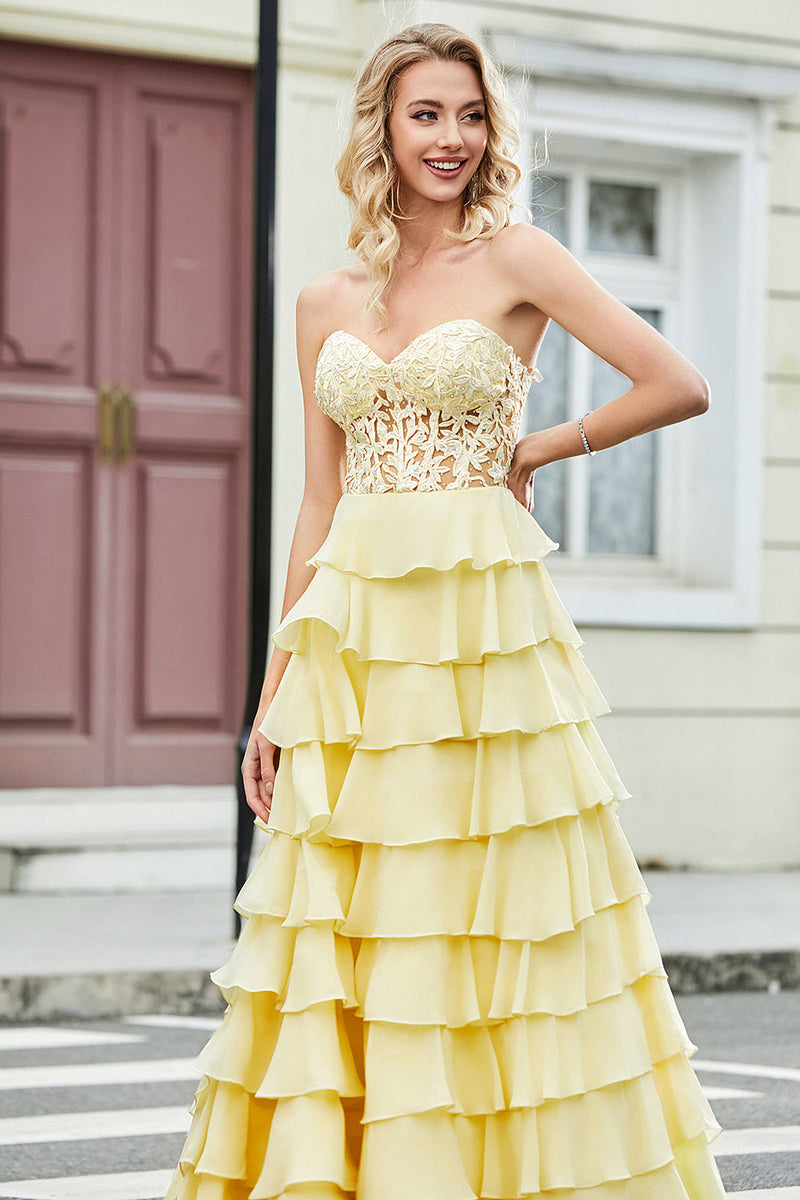 Laden Sie das Bild in den Galerie-Viewer, Wunderschönes A-Linien-Sweetheart-Korsett Fliederfarbenes Ballkleid mit Applikationen und Rüschen