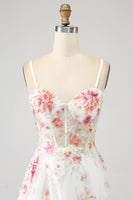 Laden Sie das Bild in den Galerie-Viewer, Elfenbeinfarbenes Blumenbesticktes Langes Korsett-Ballkleid mit Schlitz