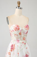 Laden Sie das Bild in den Galerie-Viewer, Elfenbeinfarbenes Blumenbesticktes Langes Korsett-Ballkleid mit Schlitz