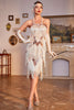 Laden Sie das Bild in den Galerie-Viewer, Spaghettiträger Champagner Pailletten 1920er Jahre Kleid mit Fransen