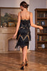Laden Sie das Bild in den Galerie-Viewer, Glitzerndes Schwarz-goldenes 1920er Jahre Spaghettiträger Pailletten Fransenkleid mit Accessoires