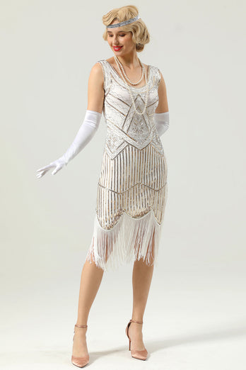 Schwarzes Kleid mit tiefem V-Ausschnitt und Flapper aus den 1920er Jahren
