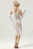 Laden Sie das Bild in den Galerie-Viewer, Schwarzes Kleid mit tiefem V-Ausschnitt und Flapper aus den 1920er Jahren