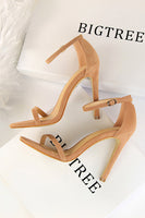 Laden Sie das Bild in den Galerie-Viewer, Apricot Strappy Stiletto Heels