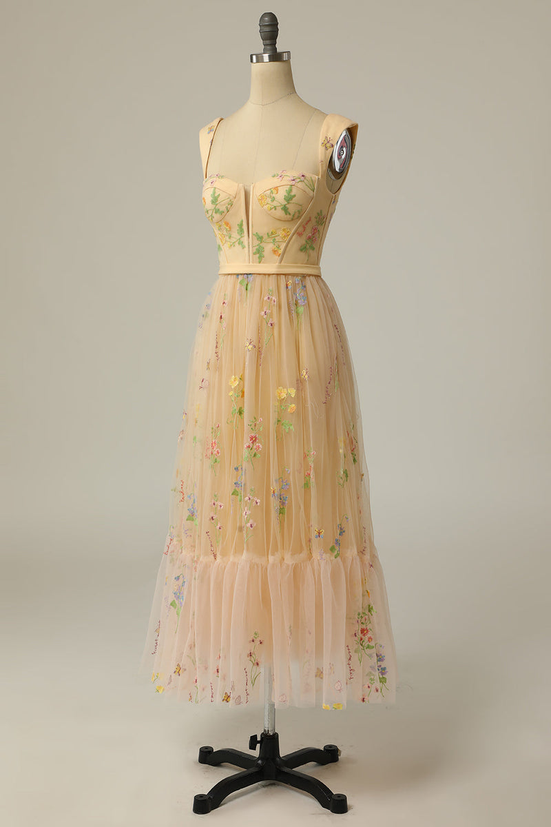 Laden Sie das Bild in den Galerie-Viewer, A Linie Langes Champagner Ballkleid mit Stickere